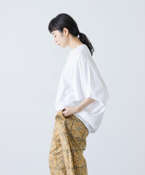 かぐれ(カグレ)の「ワイドコクーンドルマンカットソー(Tシャツ/カットソー・レディース・ネイビー/ブラック/オフホワイト・FREE)」の6枚目の写真