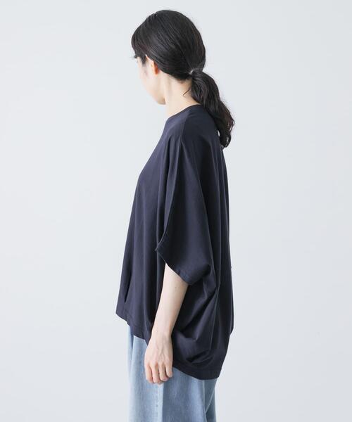かぐれ(カグレ)の「ワイドコクーンドルマンカットソー(Tシャツ/カットソー・レディース・ネイビー/ブラック/オフホワイト・FREE)」の21枚目の写真