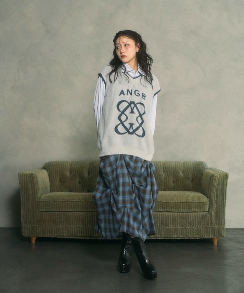 ANDGEEBEE（アンジービー）の「UNISEX エンブレムシャギーベスト（ベスト・レディース・ブラック/グレー・FREE）」の5枚目の写真