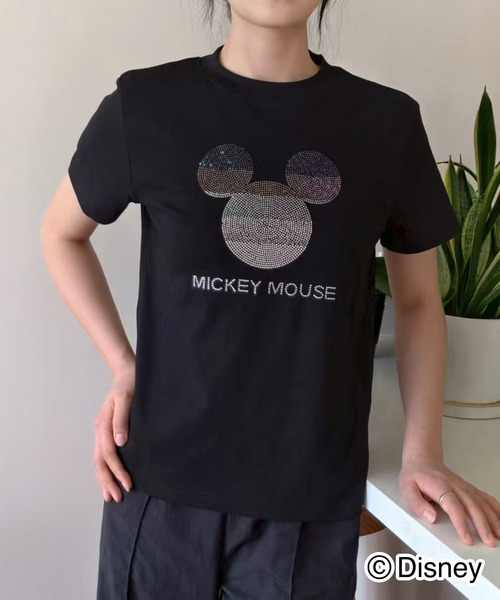 Disney(ディズニー)の「Disney / 別注 <Mickey Mouse> ラインストーンTシャツ(Tシャツ/カットソー・レディース・ブラック/ネイビー/ホワイト・SMALL/MEDIUM/LARGE)」の18枚目の写真