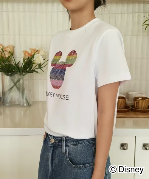 Disney(ディズニー)の「Disney / 別注 <Mickey Mouse> ラインストーンTシャツ(Tシャツ/カットソー・レディース・ブラック/ネイビー/ホワイト・SMALL/MEDIUM/LARGE)」の8枚目の写真
