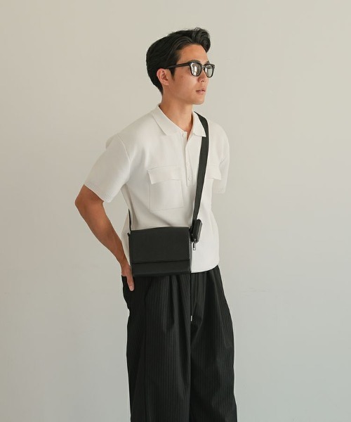 STYLISE（スタイライズ）の「【SYNQUE】Box shoulder bag / ブラック［C］（ショルダーバッグ・メンズ・ブラック・ONE）」の2枚目の写真