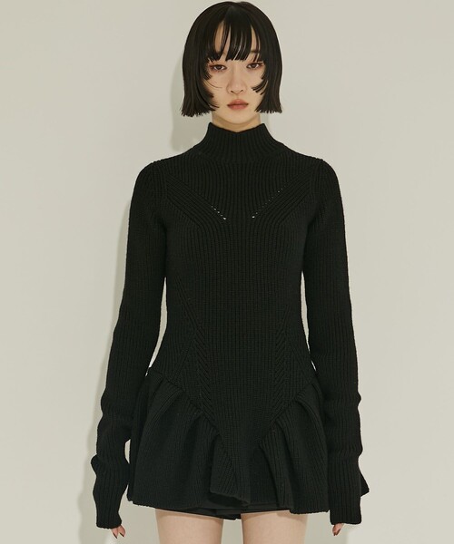 JOHN LAWRENCE SULLIVAN（ジョンローレンスサリバン）の「【JOHN LAWRENCE SULLIVAN/ジョンローレンスサリバン】RIBED PEPLUM HI-NECK KNIT SWEATER/ペプラムニット（ニット/セーター・レディース・ブラック/グレー・XS）」の7枚目の写真