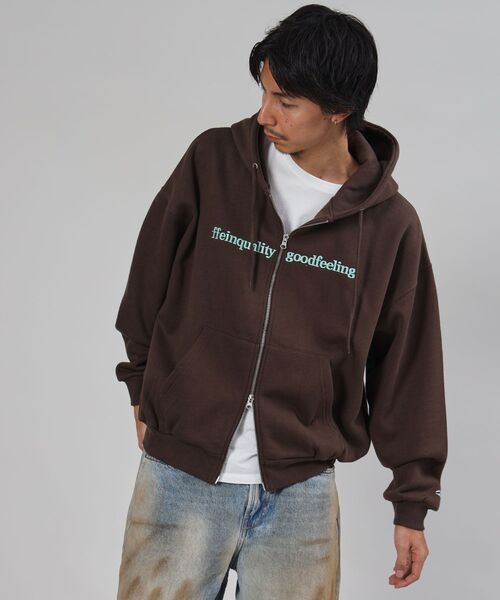FFEIN（フェイン）】センター3D刺繍立体フードZIPパーカー / パーカー