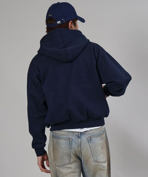 FFEIN（フェイン）の「【FFEIN（フェイン）】センター3D刺繍立体フードZIPパーカー / パーカー 裏起毛 ヘビーウエイト ジップ フーディ ダブルジップ（パーカー・メンズ・アッシュグレー/ワイン/ブラック/ブラウン/ネイビー・LARGE/MEDIUM/SMALL）」の16枚目の写真