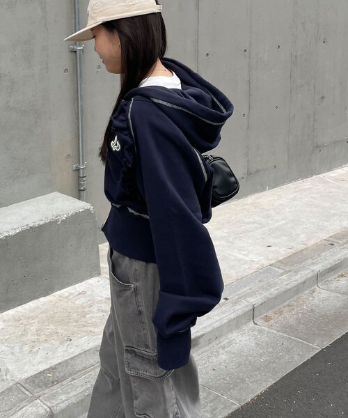 CIAOPANIC(チャオパニック)の「CPロゴフリルショートジップパーカー(パーカー・レディース・ホワイト/グレー系その他/パープル/ネイビー/グレー・ONE SIZE)」の7枚目の写真