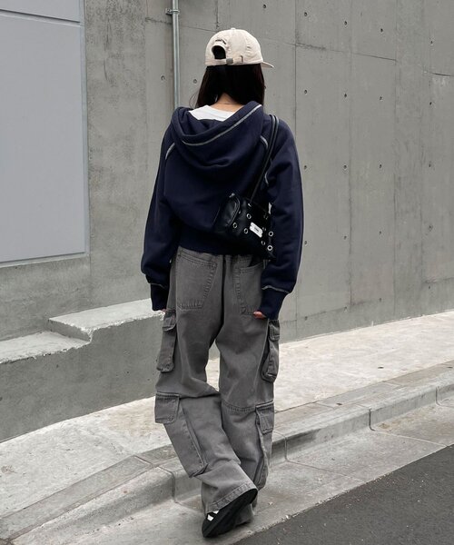 CIAOPANIC(チャオパニック)の「CPロゴフリルショートジップパーカー(パーカー・レディース・ホワイト/グレー系その他/パープル/ネイビー/グレー・ONE SIZE)」の10枚目の写真