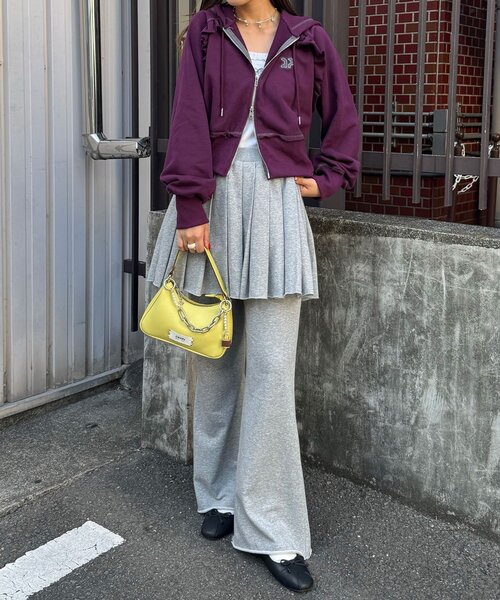 CIAOPANIC(チャオパニック)の「CPロゴフリルショートジップパーカー(パーカー・レディース・ホワイト/グレー系その他/パープル/ネイビー/グレー・ONE SIZE)」の16枚目の写真