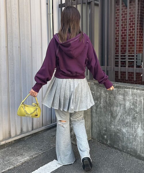 CIAOPANIC(チャオパニック)の「CPロゴフリルショートジップパーカー(パーカー・レディース・ホワイト/グレー系その他/パープル/ネイビー/グレー・ONE SIZE)」の18枚目の写真