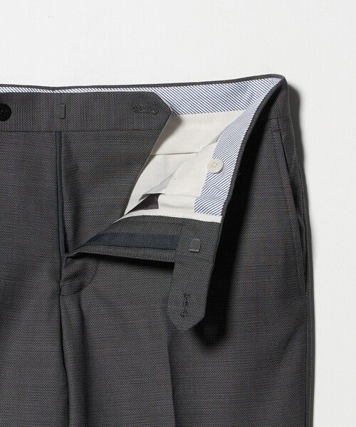 green label relaxing（グリーンレーベルリラクシング）の「GUABELLO 組織無地 MF ノープリーツ スーツパンツ（スーツパンツ・メンズ・グレー系/ネイビー・92/84/76/88/72/80）」の6枚目の写真