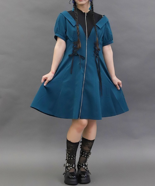 axes femme POETIQUE(アクシーズファムポエティック)の「レイヤードデザインワンピース(ワンピース・レディース・ブラック/グレー/ブルーグリーン・MEDIUM)」の3枚目の写真