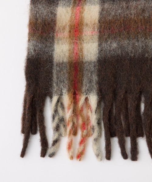 PAPILLONNER（パピヨネ）の「ボリュームチェックストール（ストール/ショール・レディース・ブラウン/グレー・FREE）」の4枚目の写真