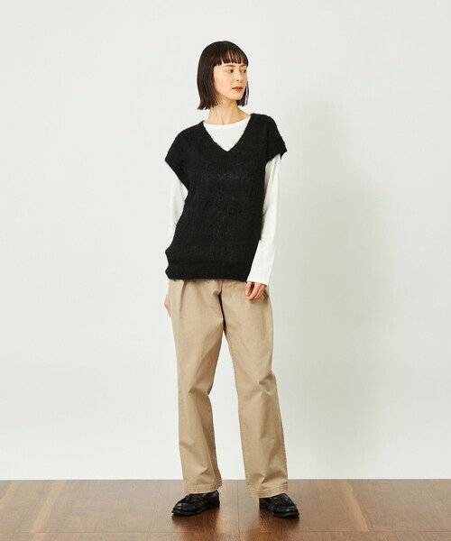 MACKINTOSH PHILOSOPHY（ﾏｯｷﾝﾄｯｼｭ ﾌｨﾛｿﾌｨｰ）の「GREY LABEL モヘアミックスVネックベスト（ベスト・レディース・ブルー系その他7/ブラック・2）」の10枚目の写真