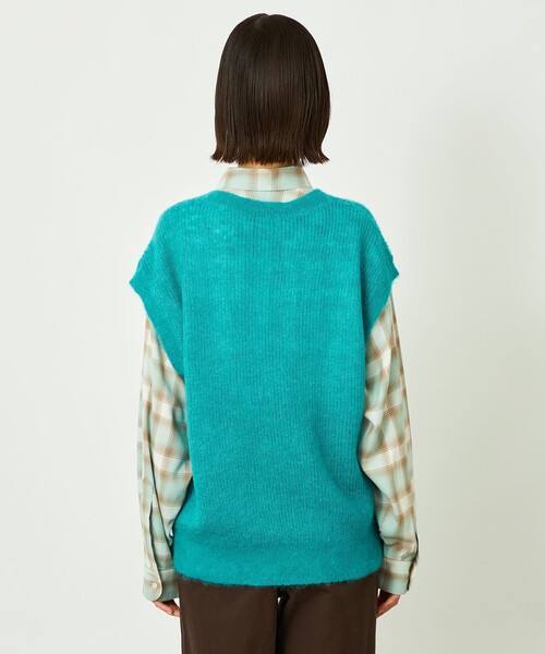 MACKINTOSH PHILOSOPHY（ﾏｯｷﾝﾄｯｼｭ ﾌｨﾛｿﾌｨｰ）の「GREY LABEL モヘアミックスVネックベスト（ベスト・レディース・ブルー系その他7/ブラック・2）」の6枚目の写真