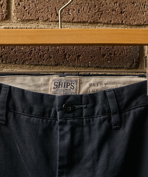 SHIPS（シップス）の「SHIPS: AUTHENTIC チノ パンツ（チノパンツ・メンズ・オリーブ/ネイビー/ベージュ・LARGE/MEDIUM/SMALL/X-LARGE）」の5枚目の写真