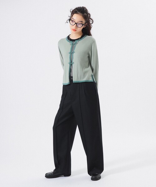 BEAMS BOY（ビームスボーイ）の「ポリエステル ウール ツープリーツ ワイドパンツ（スラックス・レディース・チャコールグレー/ブラック・1/0）」の17枚目の写真