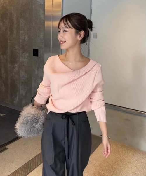 mystic（ミスティック）の「【年間総売上1万枚以上！WEB限定ホワイト登場！】オフショルリブニット（ニット/セーター・レディース・ベージュ/ブラック/アイボリー/ボルドー/ブラウン/ピンク/グレー/ホワイト・FREE）」の19枚目の写真