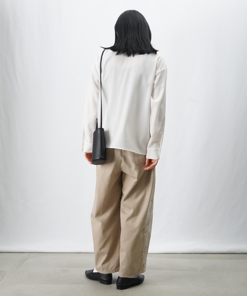 LUCA/LADY LUCK LUCA（ルカ/レディラックルカ）の「LC/LLL 部分プリーツシャツ（シャツ/ブラウス・レディース・オフホワイト/モカ/チャコールグレー・FREE）」の8枚目の写真