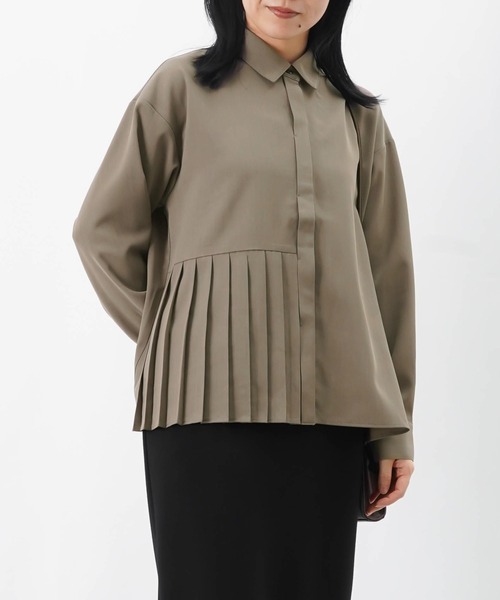 LUCA/LADY LUCK LUCA（ルカ/レディラックルカ）の「LC/LLL 部分プリーツシャツ（シャツ/ブラウス・レディース・オフホワイト/モカ/チャコールグレー・FREE）」の21枚目の写真