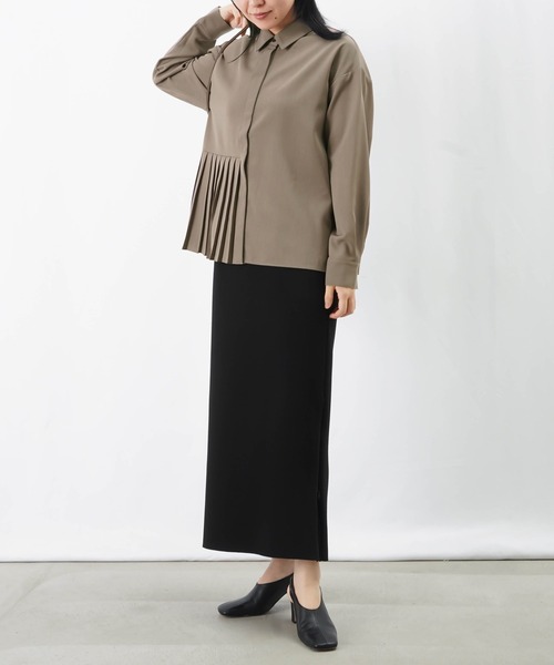 LUCA/LADY LUCK LUCA（ルカ/レディラックルカ）の「LC/LLL 部分プリーツシャツ（シャツ/ブラウス・レディース・オフホワイト/モカ/チャコールグレー・FREE）」の10枚目の写真