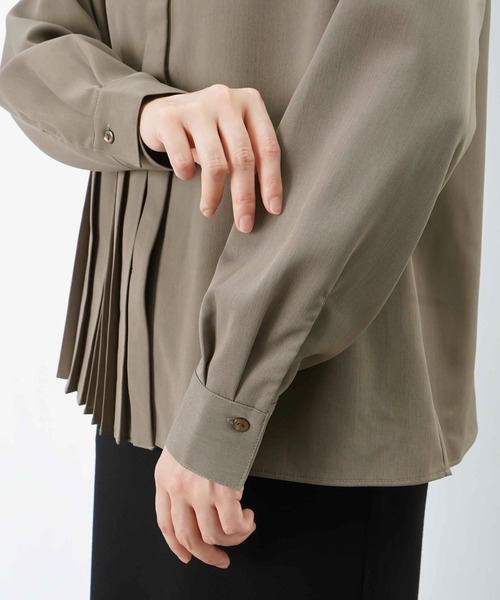 LUCA/LADY LUCK LUCA（ルカ/レディラックルカ）の「LC/LLL 部分プリーツシャツ（シャツ/ブラウス・レディース・オフホワイト/モカ/チャコールグレー・FREE）」の15枚目の写真