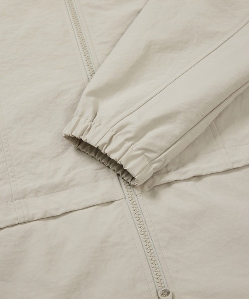 Snow Peak(スノーピーク)の「SnowPeak / Polywasher Wmn's Hood Windbreaker ポリワッシャー ウィメンズ フード ウィンドブレーカー 海外限定(その他トップス・レディース・ダークカーキ/スミクロ/ライトベージュ・S/M/L)」の21枚目の写真