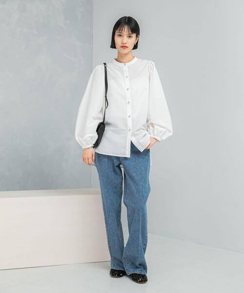 URBAN RESEARCH ROSSO WOMEN（アーバンリサーチ　ロッソ）の「バンドカラーボリュームシャツブラウス（シャツ/ブラウス・レディース・ネイビー/ホワイト・FREE）」の10枚目の写真
