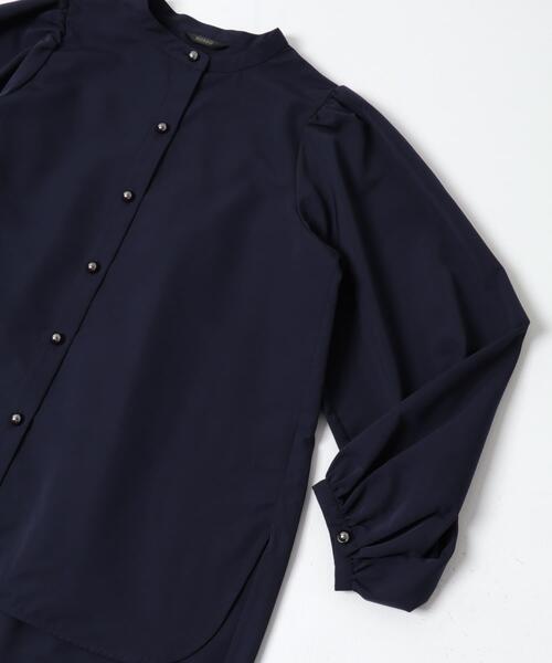 URBAN RESEARCH ROSSO WOMEN（アーバンリサーチ　ロッソ）の「バンドカラーボリュームシャツブラウス（シャツ/ブラウス・レディース・ネイビー/ホワイト・FREE）」の20枚目の写真