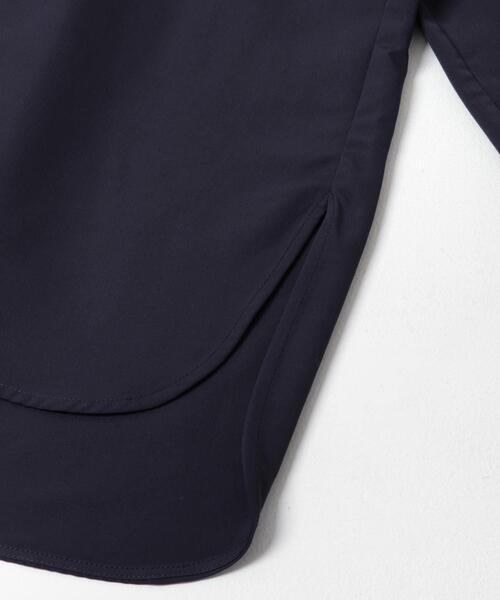 URBAN RESEARCH ROSSO WOMEN（アーバンリサーチ　ロッソ）の「バンドカラーボリュームシャツブラウス（シャツ/ブラウス・レディース・ネイビー/ホワイト・FREE）」の3枚目の写真