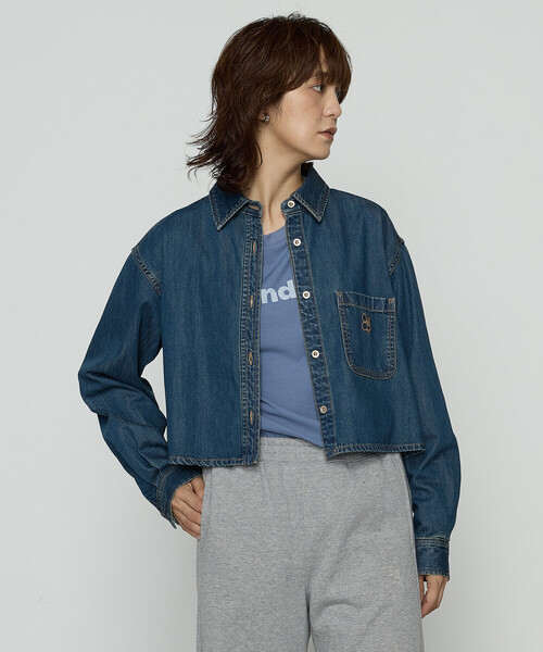 COMME CA Wardrobe（コムサワードローブ）の「7.5ozデニム クロップドシャツ（シャツ/ブラウス・レディース・ブルー/ブラック・FREE）」の3枚目の写真
