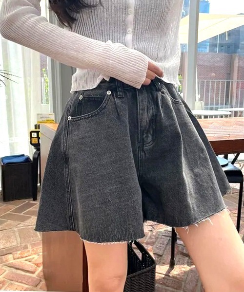 Riff(リフ)の「フレアデニムショートパンツ(デニムパンツ・レディース・ブラック/ブルー・L/M/S)」の9枚目の写真
