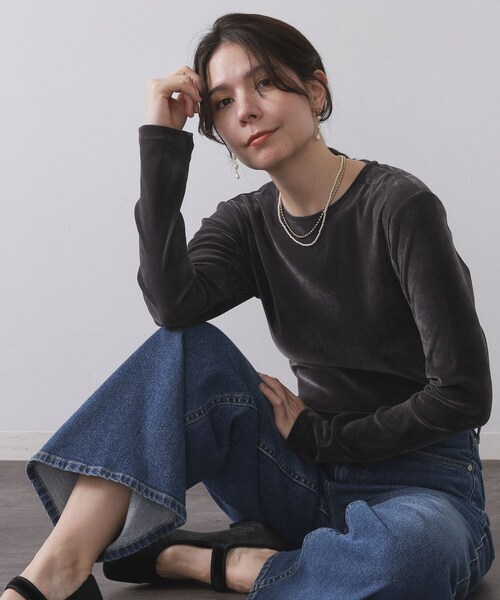 OPAQUE.CLIP(オペークドットクリップ)の「フロッキーチュールトップス【洗濯機OK】(Tシャツ/カットソー・レディース・オフホワイト/チャコールグレー/ブラック/ボルドー・38/40/42)」の3枚目の写真