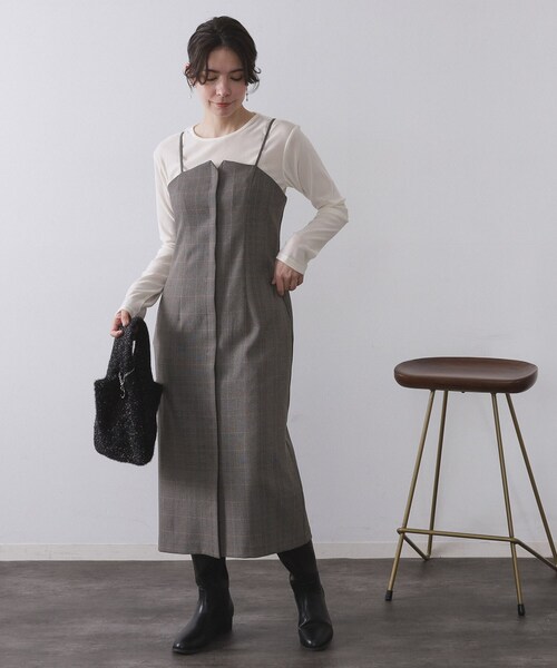 OPAQUE.CLIP(オペークドットクリップ)の「フロッキーチュールトップス【洗濯機OK】(Tシャツ/カットソー・レディース・オフホワイト/チャコールグレー/ブラック/ボルドー・38/40/42)」の10枚目の写真