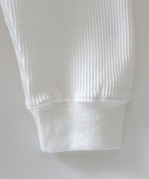 SITRY(シトリー)の「Henry Neck Thermal/ヘンリーネック サーマル ワッフル ロンT 長袖Tシャツ(Tシャツ/カットソー・メンズ・ホワイト/グレー/ブラック・LL/L/M)」の8枚目の写真