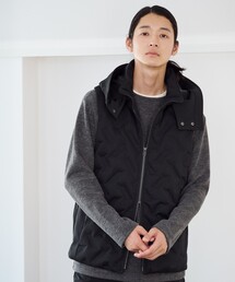 COMME CA ISM（コムサイズム）の「シームレス  ダウン フードベスト（ダウンベスト）」