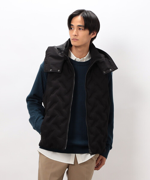 COMME CA ISM(コムサイズム)の「シームレス ダウン フードベスト(ダウンベスト・メンズ・ブラック/カーキ/ホワイト・MEDIUM/LARGE)」の6枚目の写真