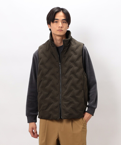 COMME CA ISM(コムサイズム)の「シームレス ダウン フードベスト(ダウンベスト・メンズ・ブラック/カーキ/ホワイト・MEDIUM/LARGE)」の15枚目の写真