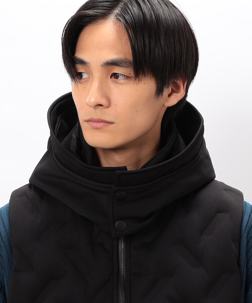 COMME CA ISM(コムサイズム)の「シームレス ダウン フードベスト(ダウンベスト・メンズ・ブラック/カーキ/ホワイト・MEDIUM/LARGE)」の20枚目の写真