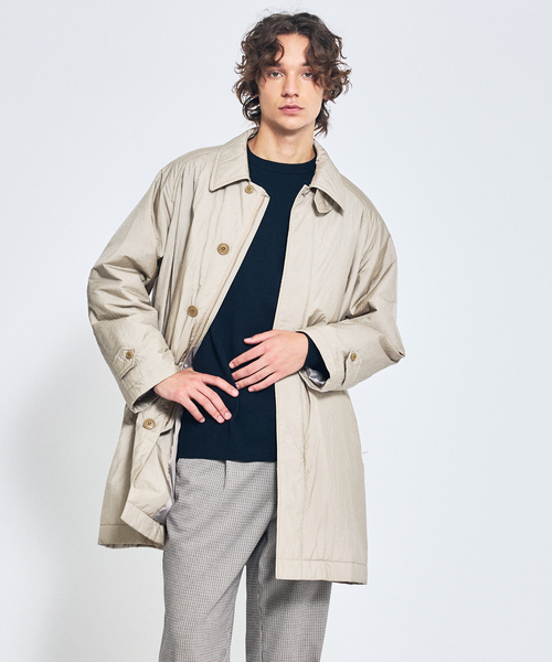 ABAHOUSE（アバハウス）の「ワッシャーナイロン 中綿パデットコート / Padded Half Coat / バルカラーコート（ステンカラーコート・メンズ・ベージュ/ブラック・46/48）」の17枚目の写真