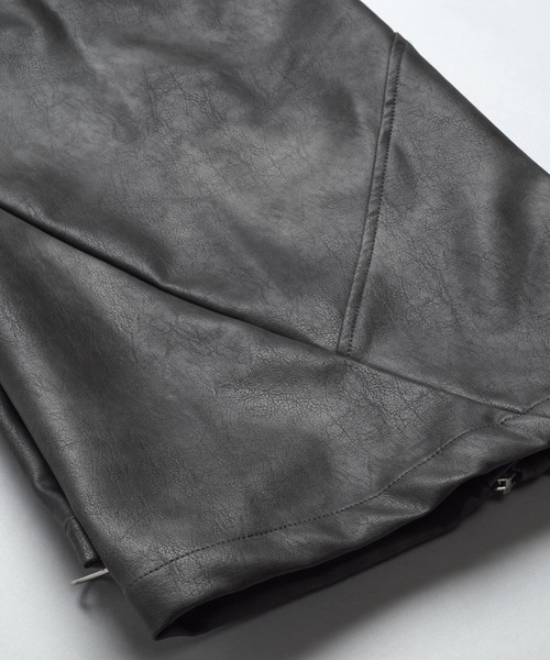 NO ID.（ノーアイディ）の「【NO ID.】Synthetic Leather Zip Flare Pants / シンセティック レザー ジップ フレア パンツ（スラックス・メンズ・グレー/ブラック・2/1）」の15枚目の写真