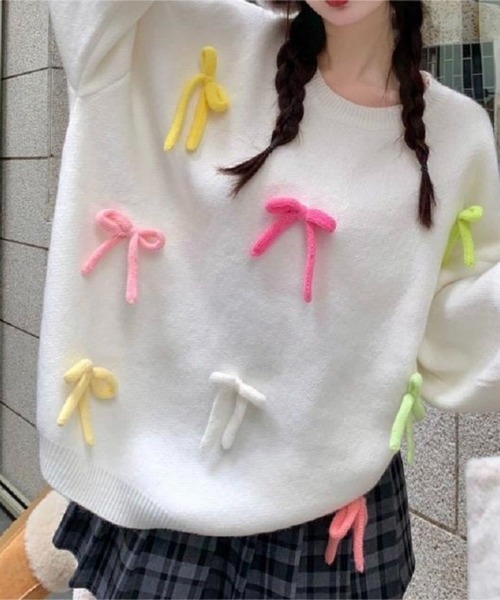 SHOUYO(ショウヨウ)の「カラフルリボン付きニットプルオーバー/オーバーサイズ(ニット/セーター・レディース・ピンク/ホワイト・M)」の9枚目の写真