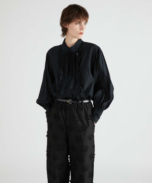 crinkle crinkle crinkle（クリンクルクリンクルクリンクル）の「【crinkle crinkle crinkle】front scallop ribbon blouse/フロントスカラップリボンブラウス（シャツ/ブラウス・レディース・ブラック/ホワイト・FREE）」の15枚目の写真