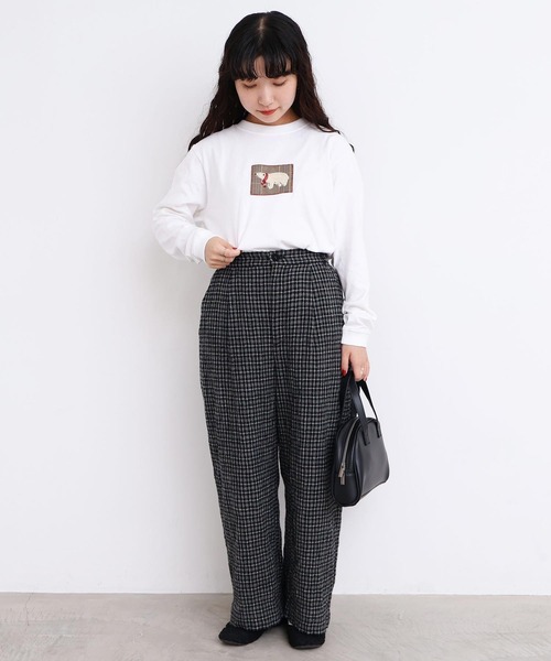 l'atelier du savon(アトリエドサボン)の「もこもこ白くま アップリケロンT(Tシャツ/カットソー・レディース・ネイビー/グリーン/ホワイト・FREE)」の6枚目の写真