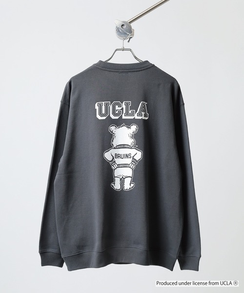 UCLA（ユーシーエルエー）の「UCLA DOUBLEｰSIDED PRINTING CREW SWEAT ビックシルエット2026秋冬（スウェット・メンズ・スミクロ/アッシュグレー・L/M）」の4枚目の写真