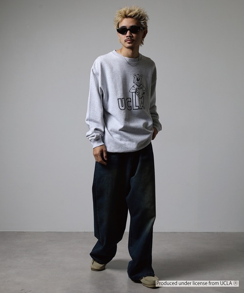 UCLA（ユーシーエルエー）の「UCLA DOUBLEｰSIDED PRINTING CREW SWEAT ビックシルエット2026秋冬（スウェット・メンズ・スミクロ/アッシュグレー・L/M）」の21枚目の写真