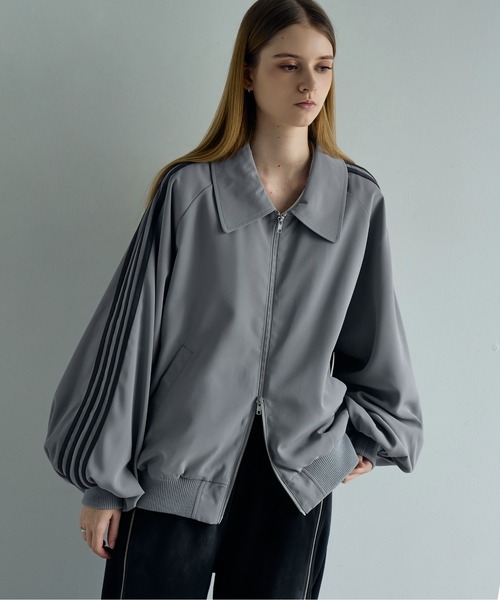 ELLUV（エルブ）の「【ELLUV/エルヴ】ヘビードレープツイル フェイクスウェード4ラインモードトラックジャケット（ジャージ・メンズ・ブラック/チャコールグレー/ライトグレー・S/M/L）」の12枚目の写真