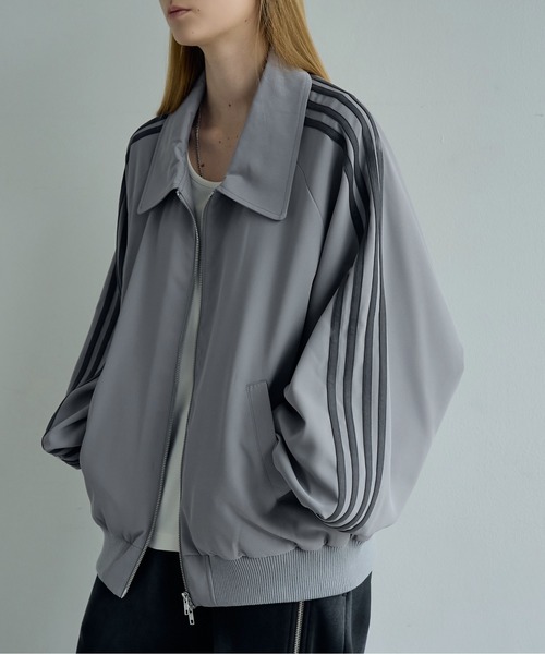 ELLUV（エルブ）の「【ELLUV/エルヴ】ヘビードレープツイル フェイクスウェード4ラインモードトラックジャケット（ジャージ・メンズ・ブラック/チャコールグレー/ライトグレー・S/M/L）」の15枚目の写真