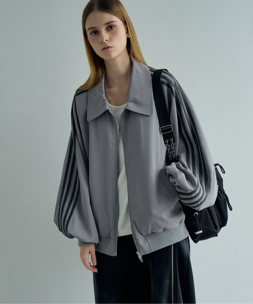 ELLUV（エルブ）の「【ELLUV/エルヴ】ヘビードレープツイル フェイクスウェード4ラインモードトラックジャケット（ジャージ・メンズ・ブラック/チャコールグレー/ライトグレー・S/M/L）」の16枚目の写真