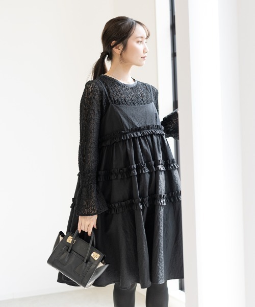 Neige(ネージュ)の「ストレッチお花レーストップス(Tシャツ/カットソー・レディース・アイボリー/ブラック・ONE SIZE)」の7枚目の写真