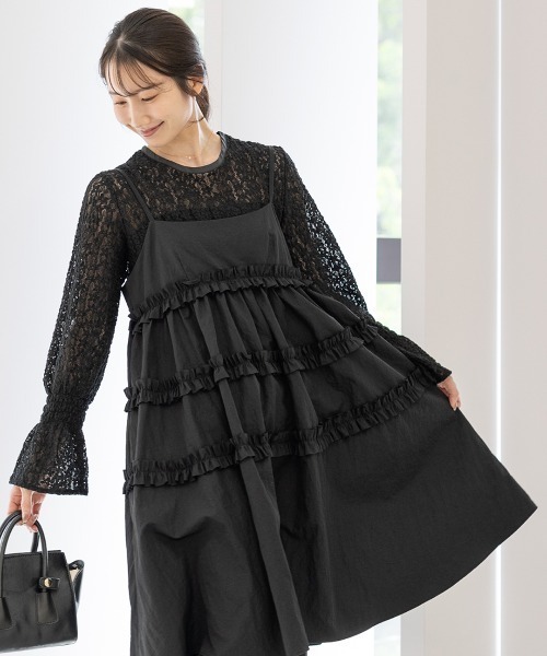 Neige(ネージュ)の「ストレッチお花レーストップス(Tシャツ/カットソー・レディース・アイボリー/ブラック・ONE SIZE)」の4枚目の写真